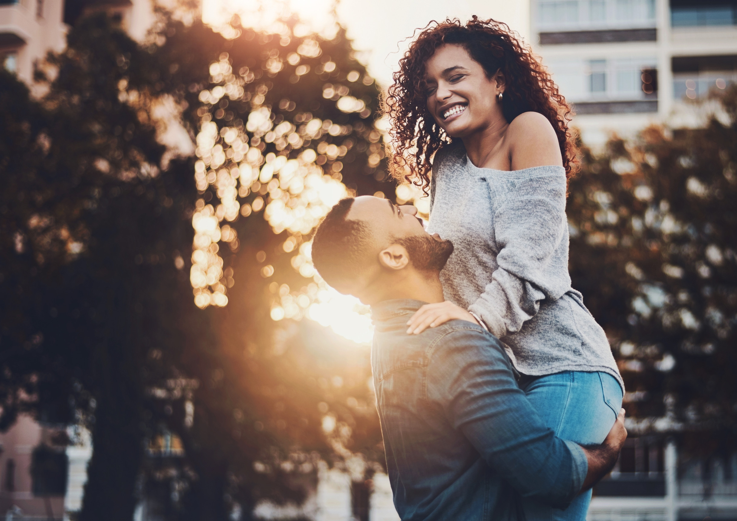 10 Ways to Balance Individuality and Togetherness in a Partnership