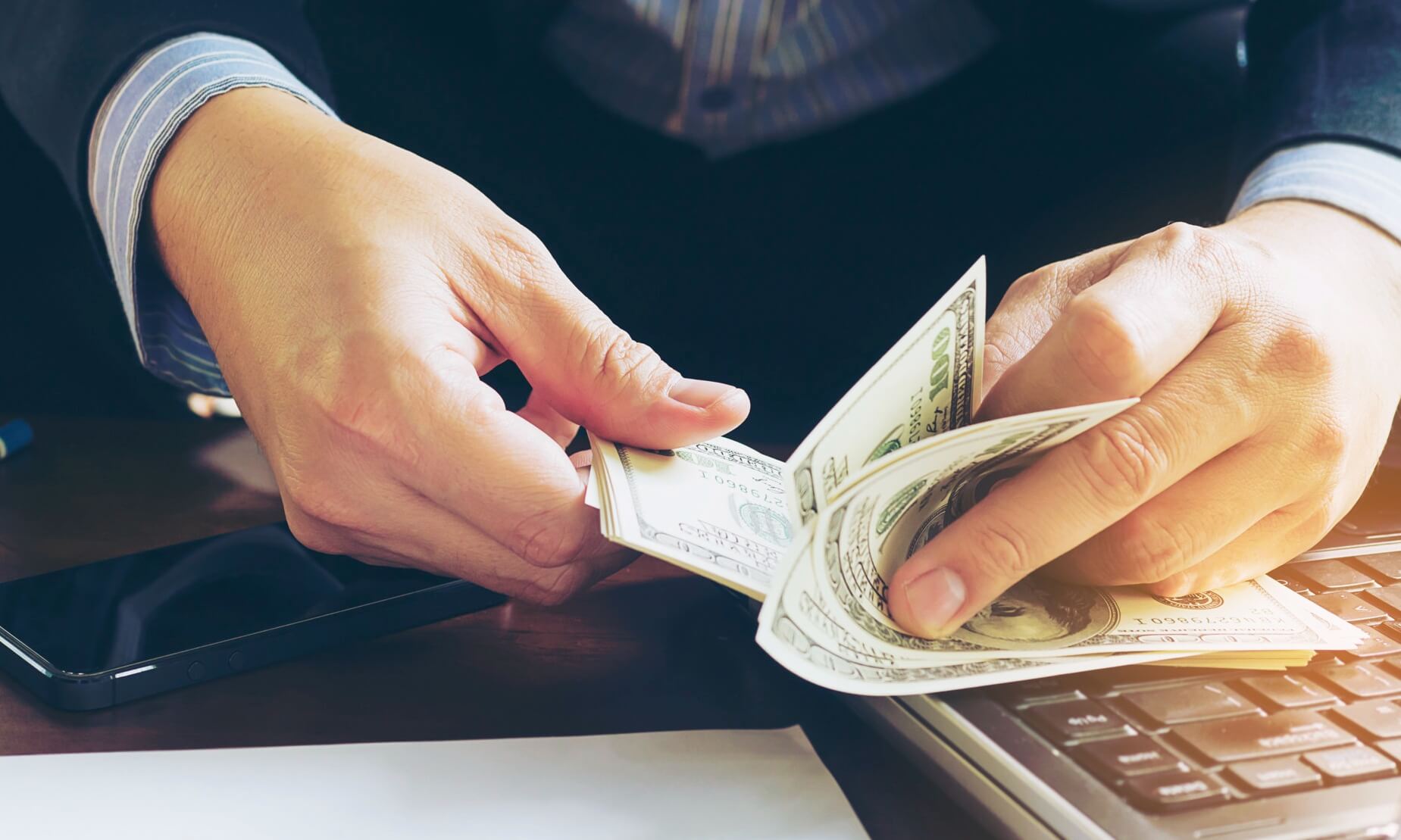 How to reduce foreign exchange costs using Norbert’s Gambit